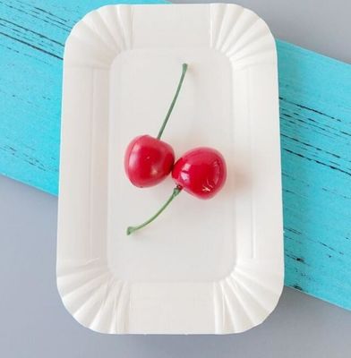 Устранимый именниный пирог Tableware шнурует прямоугольную бумажную тарелку